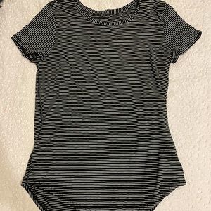 Lululemon Love Tee Size 4
